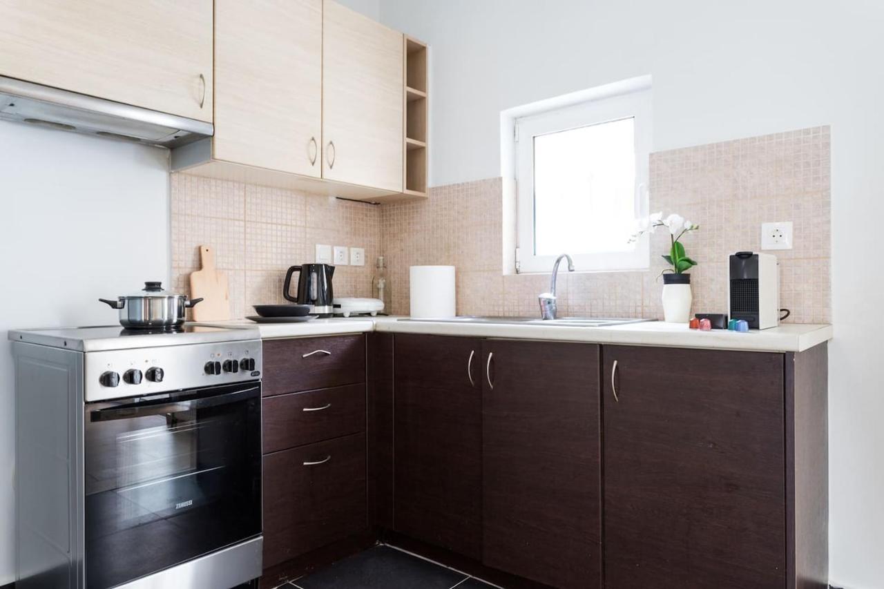 Stunning Flat With Lovely Terrace & Parking Garage Athen Exterior foto